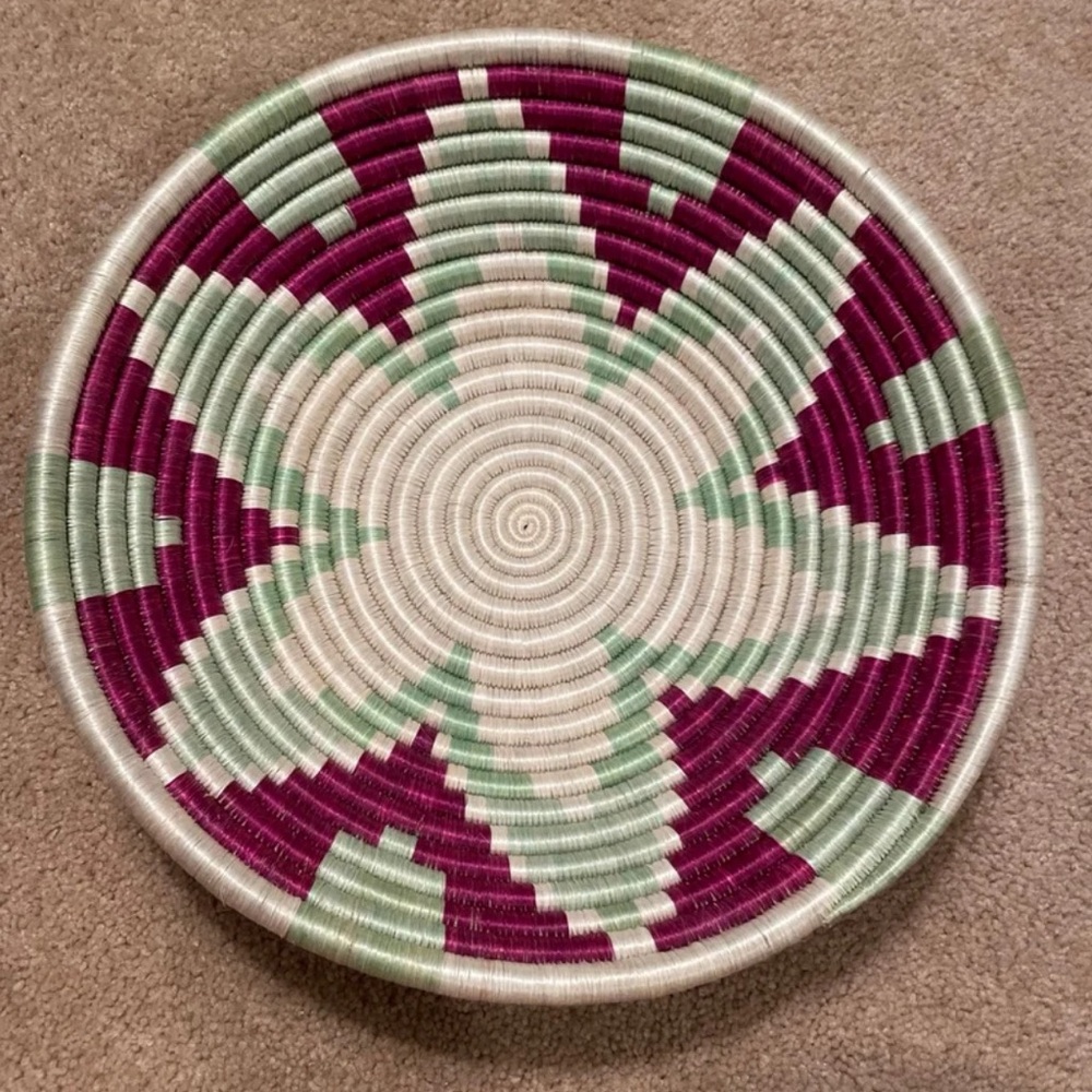 NWOT Handwoven Star Pattern Basket - Purple and Green